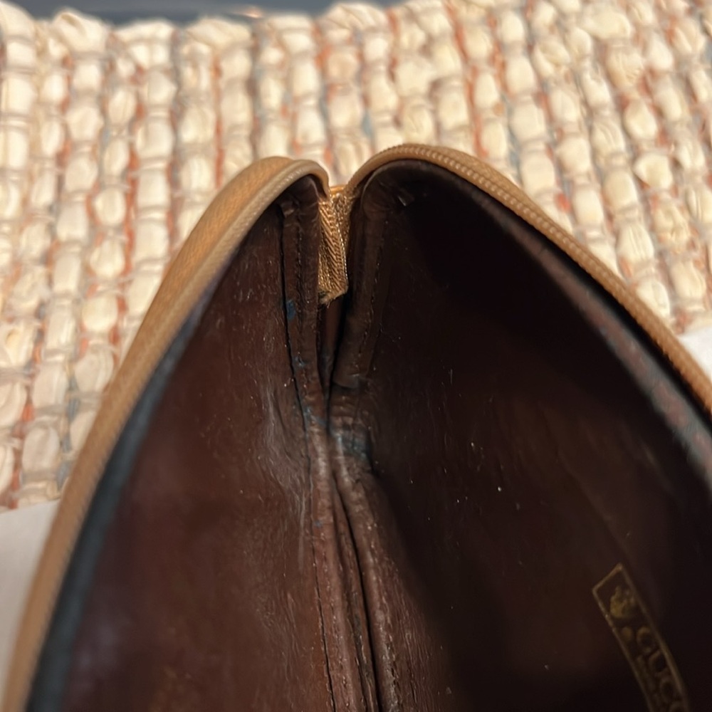 Gucci Pouch - Picture 11 of 12